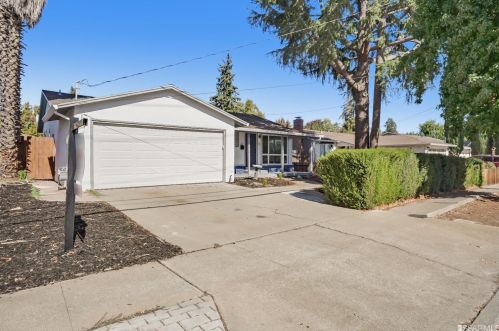 1360 Washington Blvd, Concord CA  94521-4002 exterior