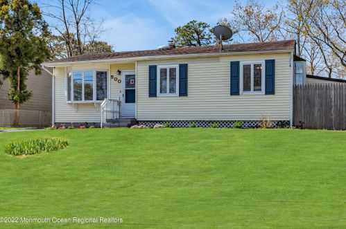 500 New York Ave, Bricktown NJ 08724-1416 exterior