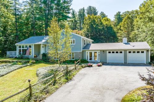 43 Five Mile River Rd, Putnam, CT 06260-3106