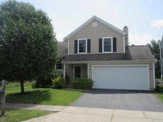 140 Salinger Dr, Lithopolis, OH 43136-9715