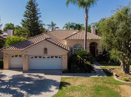 10921 Rockridge Way, Bakersfield, CA 93311-3566