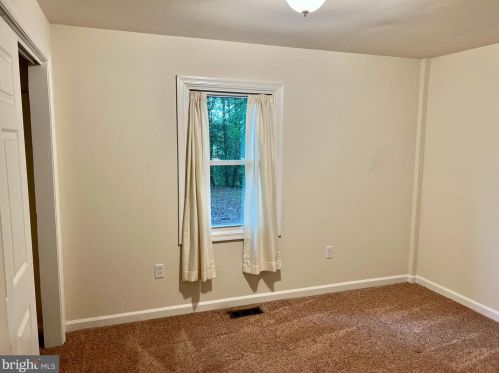 31 Richland Rd, Fredericksburg VA  22406-4211 exterior