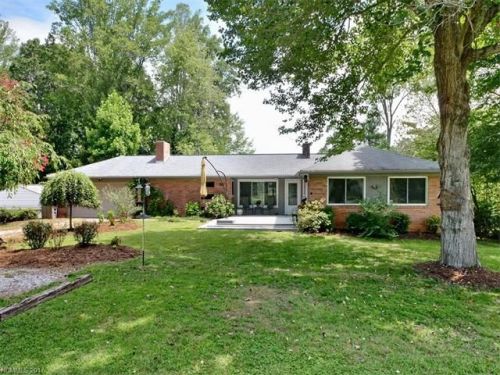 56 Oak Hill Rd, Biltmore Lake, NC 28715-9613