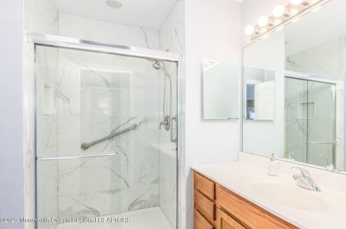 21 Pine Hollow Ln, Lakewood NJ  08701-5714 exterior