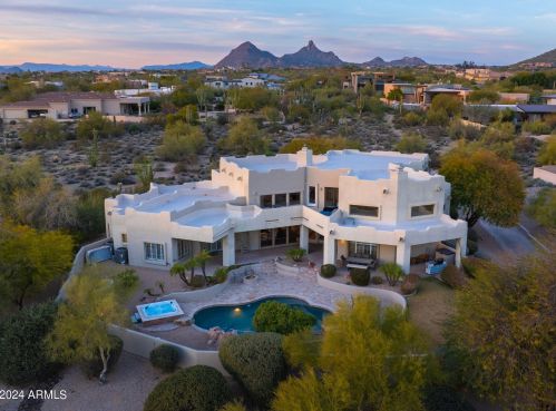 9772 Sands Dr, Scottsdale, AZ 85255-5033
