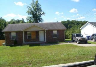 348 Donna Dr, Clarksville, TN 37042-1820