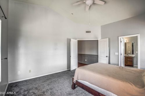 1088 Sierra St, Gilbert AZ  85296-3832 exterior