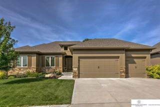6910 197th St, Gretna, NE 68028-3772