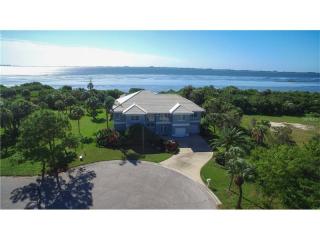 5016 64th Dr, Bradenton, FL 34210-4053