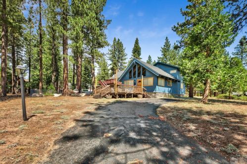 2464 Bernice Ln, South Lake Tahoe, CA 96150-7228