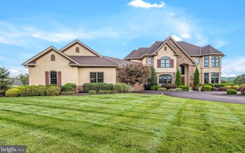 111 Little Rd, Perkiomenville, PA 18074-9791