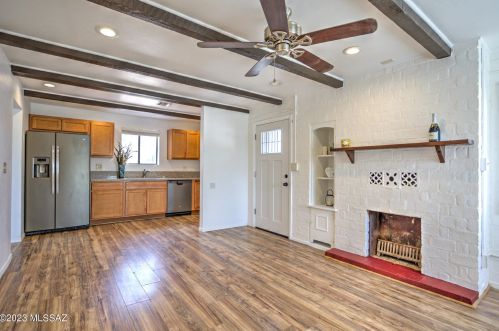 6450 Hot Sand Dr, Tucson, AZ 85743-8647