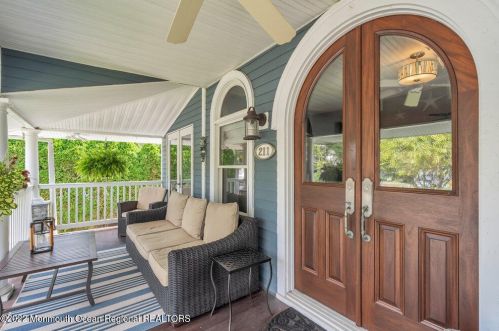 211 Ave, Belmar NJ 07719-2014 exterior