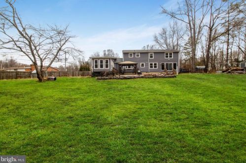 10329 Gordon Rd, Spotsylvania VA  22553-3725 exterior