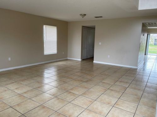 601 Royalty Ct, Kissimmee, FL 34758-3217