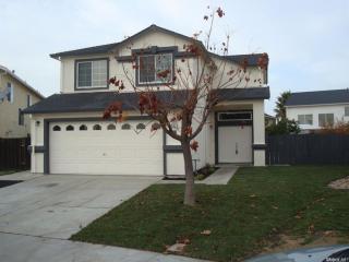 797 Greenlaven St, Manteca, CA 95336-4452