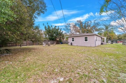 1641 28 Ave, Vero Beach FL 32960-3135 exterior