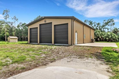 3410 23rd Ave, Naples, FL 34117-6646