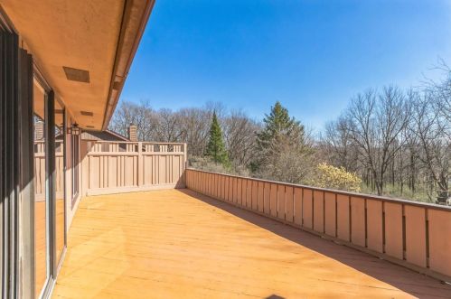 609 Orchard Ridge Rd, Dodgeville WI  53533-2002 exterior