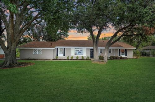6016 Wonder Dr, Fort Worth, TX 76133-3623