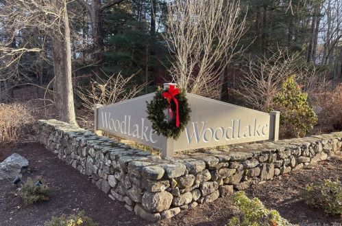 10 Upper Cmns, Woodbury, CT 06798-3220