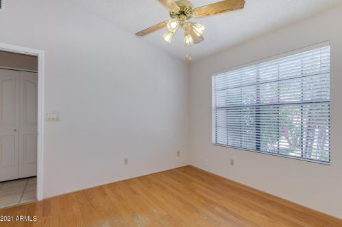 1903 Behrend Dr, Phoenix AZ  85024-1242 exterior