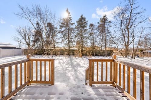 111 Warren Dr, New Kensington PA  15068-5256 exterior