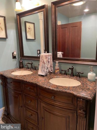 3756 Withers Larue Rd, Charles Town WV  25414-5425 exterior