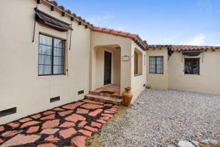 916 Atchison St, Pasadena CA  91104-1301 exterior
