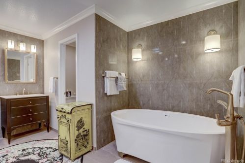 60 Monroe St, Denver CO  80209-3006 exterior