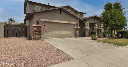 3274 Isaiah Ct, Gilbert, AZ 85298-9182