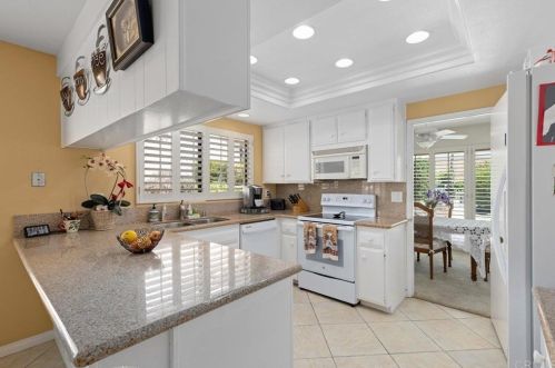 12748 Camino Emparrado, San Diego CA 92128-1406 exterior