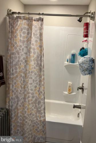 742 Main St, Norristown PA  19401-4102 exterior