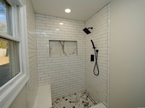 559 Canal Rd, Mount Sinai NY  11766-3304 exterior