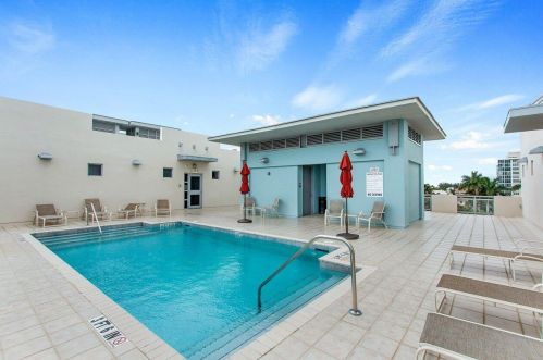 335 6th Ave, Delray Beach FL  33483-5298 exterior
