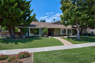 2001 Smokewood Ave, Fullerton, CA 92831-1035