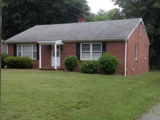 4039 Reich St, Winston Salem, NC 27105-3445