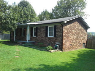 2545 Amber Meadows Rd, Cookeville, TN 38506-7692