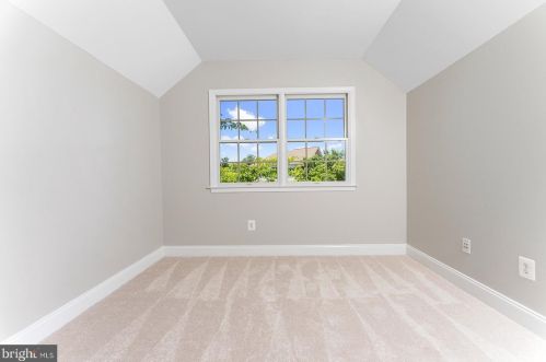5329 Jacobs Creek Pl, Haymarket VA  20169-6152 exterior