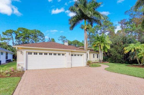 19 Heritage Way, Naples, FL 34110-1367