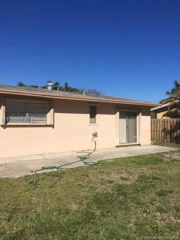 3310 35 St, Hollywood FL  33021-2512 exterior