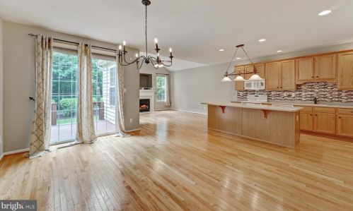 296 Cherry Ln, Kennett Sq PA  19348-4709 exterior