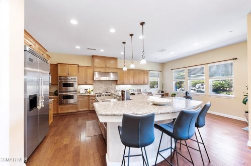 3824 Doheney Ct, Simi Valley CA  93063-0208 exterior