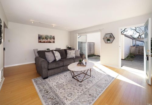 1638 Yardley St, Santa Rosa CA 95403-2397 exterior