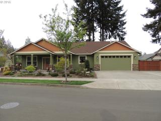 18601 White Tail Ave, Sandy OR  97055-8858 exterior
