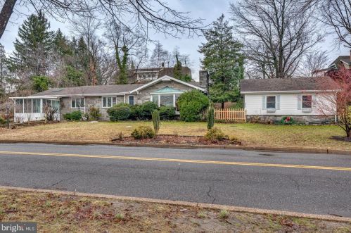 200 Park Dr, Camden NJ  08108-1030 exterior