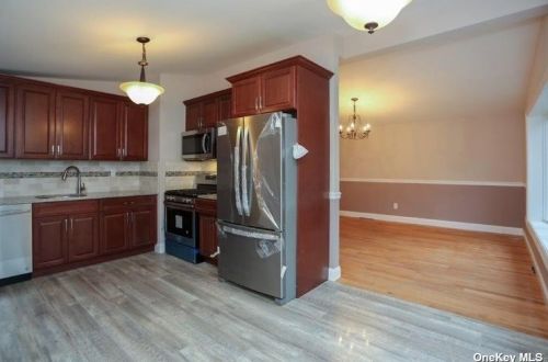 116 Helene Rd, Valley Cottage, NY 10989-2623
