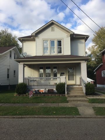 1019 Maple Ave, Uhrichsville, OH 44683-1539