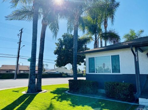 10705 Bingham Ave, Riverside CA  92505-1511 exterior