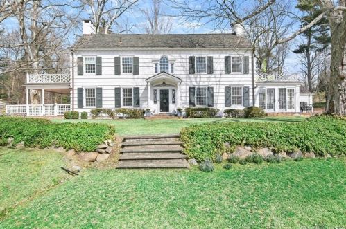 238 Marshall Ridge Rd, New Canaan, CT 06840-6139